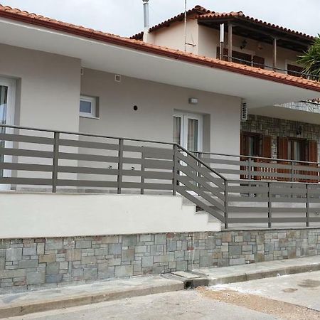 Apartament Chriselia Nea Roda Zewnętrze zdjęcie