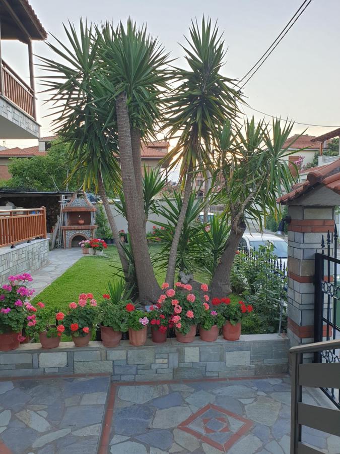 Apartament Chriselia Nea Roda Zewnętrze zdjęcie