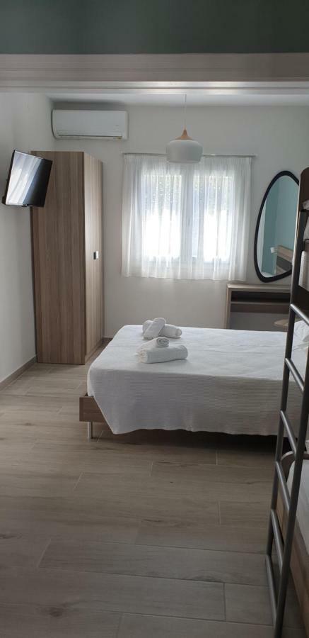 Apartament Chriselia Nea Roda Zewnętrze zdjęcie