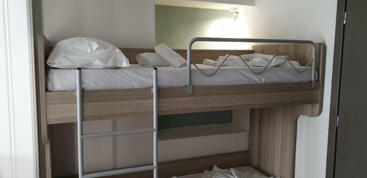 Apartament Chriselia Nea Roda Zewnętrze zdjęcie