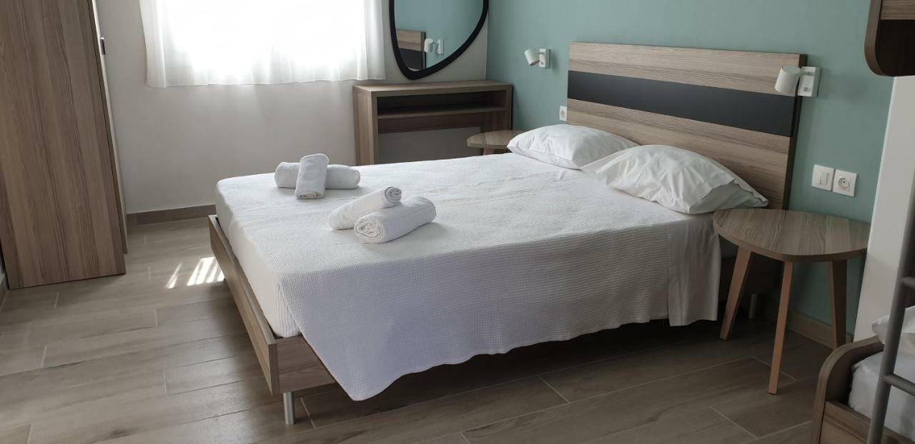 Apartament Chriselia Nea Roda Zewnętrze zdjęcie