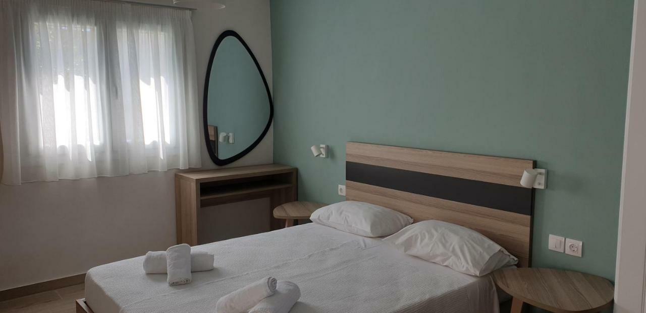 Apartament Chriselia Nea Roda Zewnętrze zdjęcie